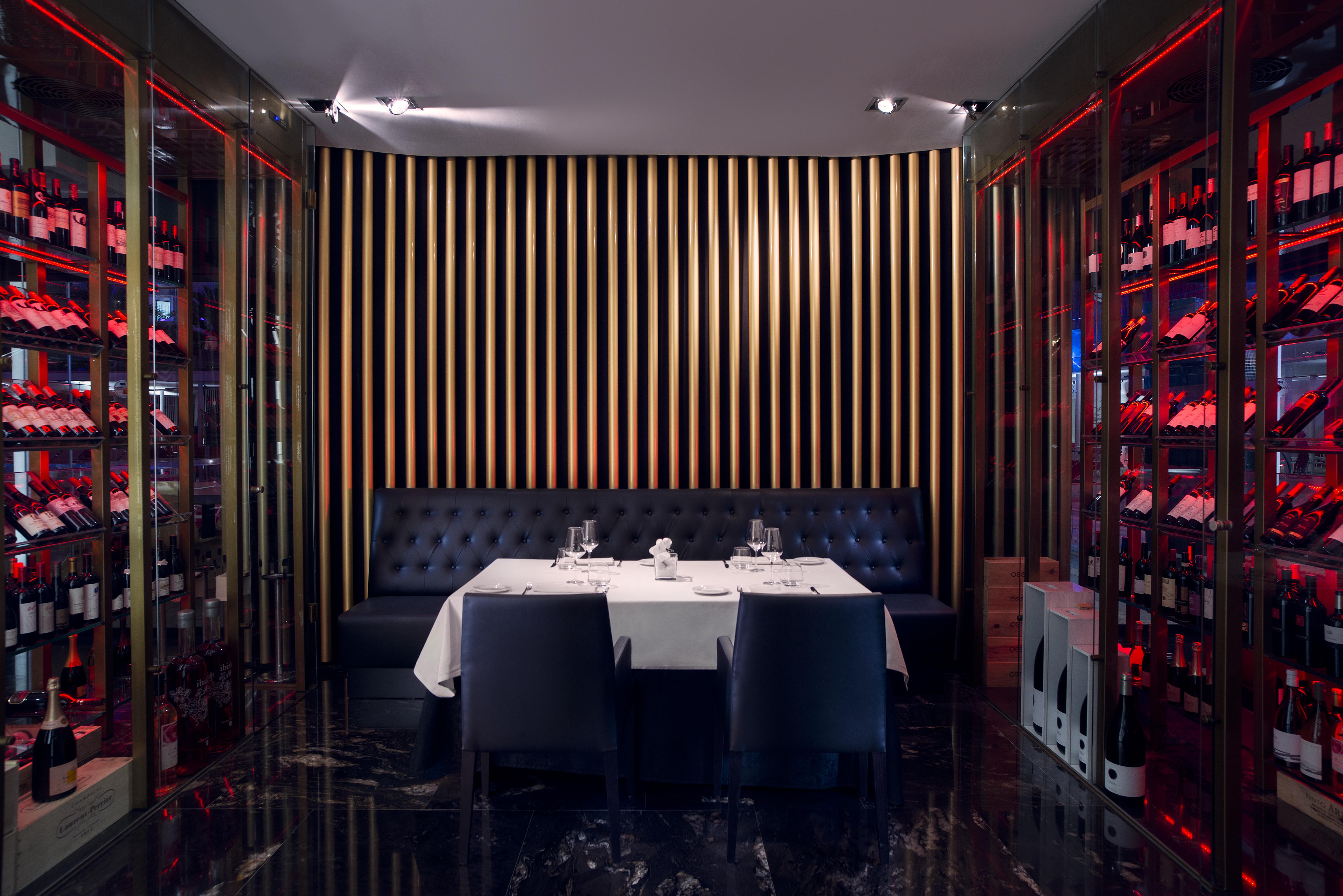The Unexpected Ibiza Hotel - Ushuaia Club Entrance Included (Adults Only) Playa d'en Bossa Esterno foto Wine room