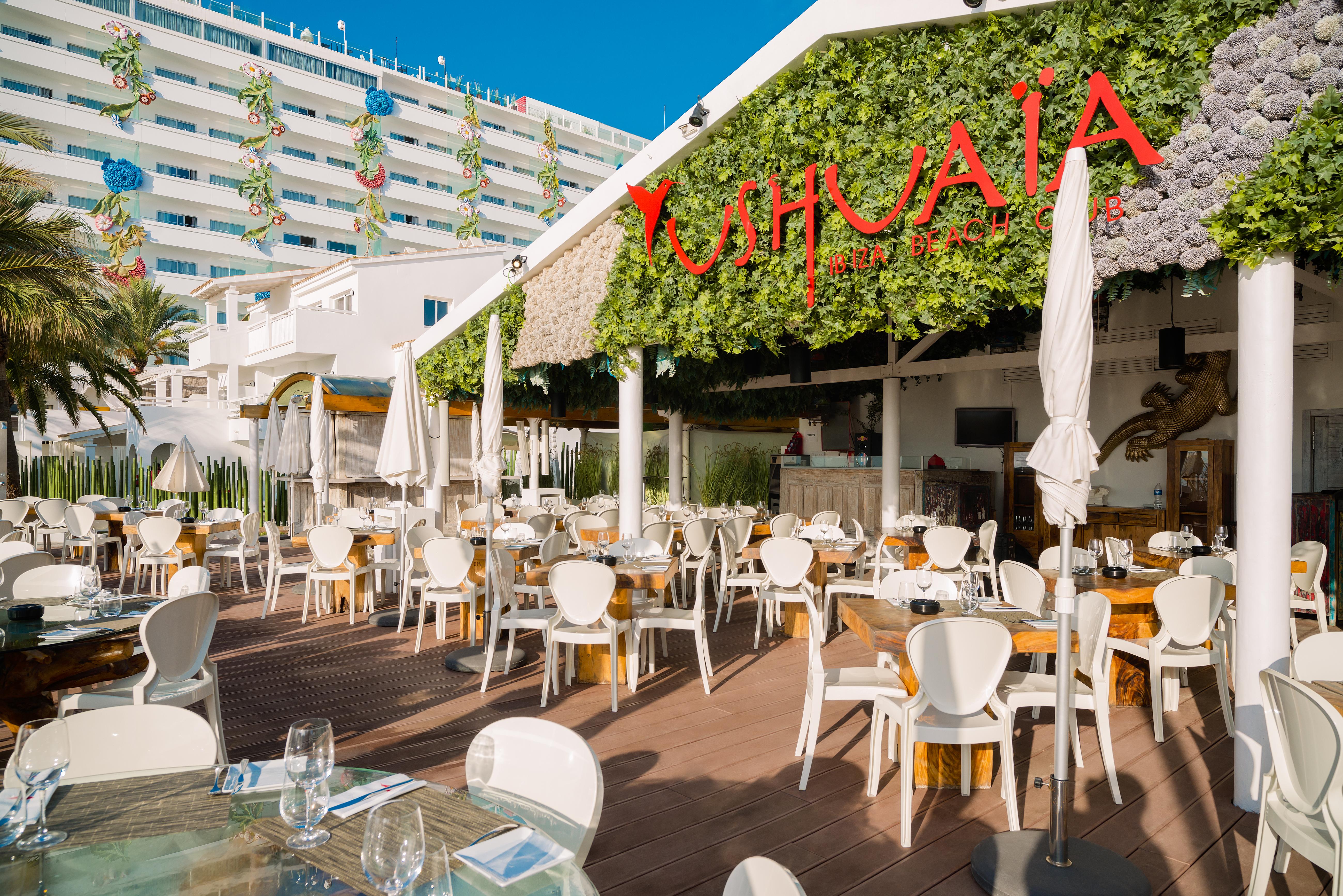 The Unexpected Ibiza Hotel - Ushuaia Club Entrance Included (Adults Only) Playa d'en Bossa Esterno foto Restaurant on board