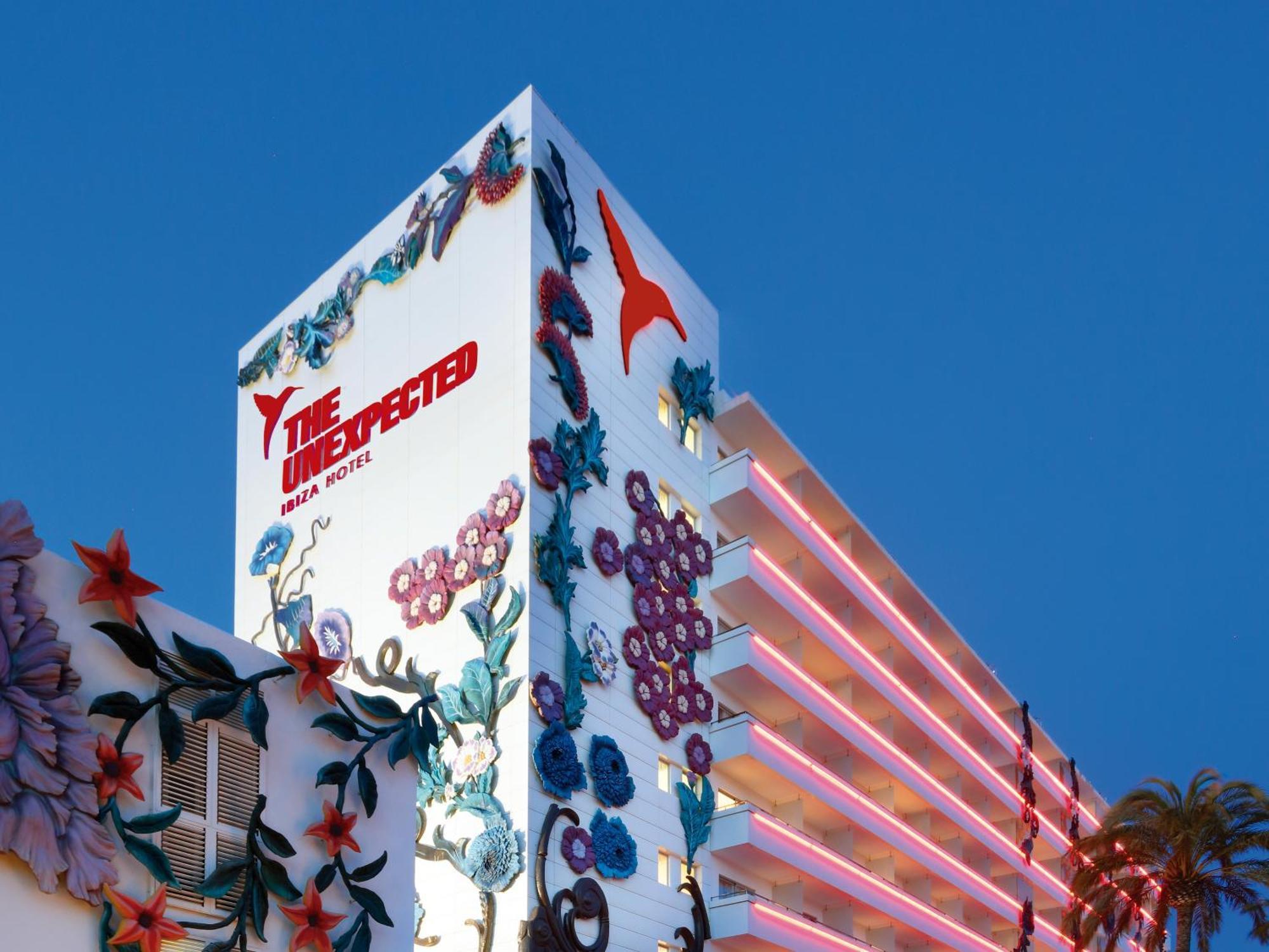 The Unexpected Ibiza Hotel - Ushuaia Club Entrance Included (Adults Only) Playa d'en Bossa Esterno foto The Dresden Hotel