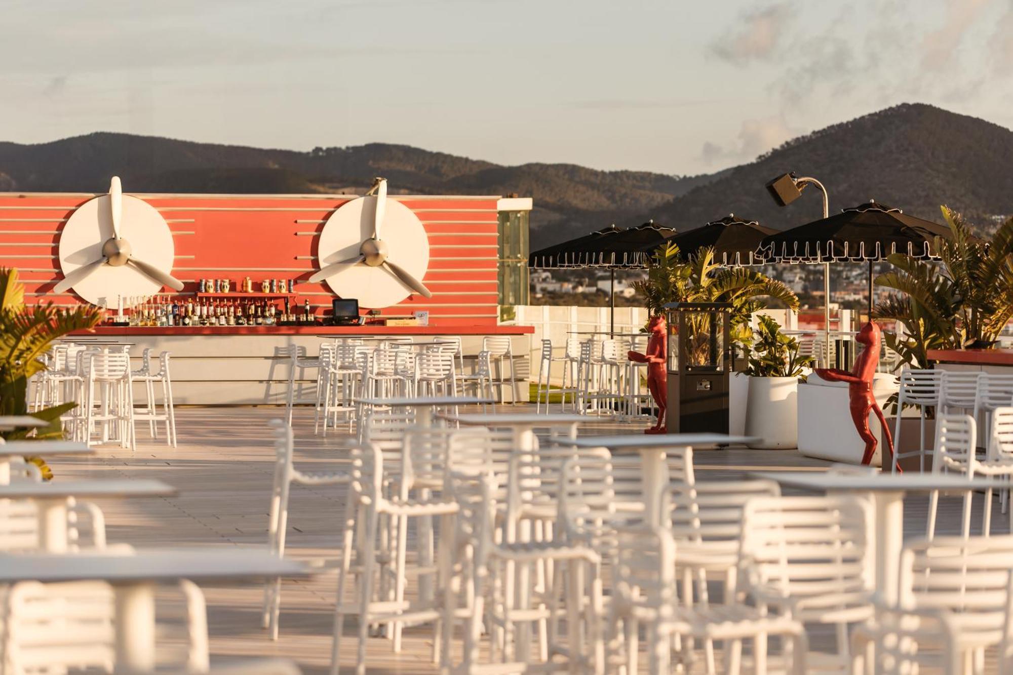 The Unexpected Ibiza Hotel - Ushuaia Club Entrance Included (Adults Only) Playa d'en Bossa Esterno foto