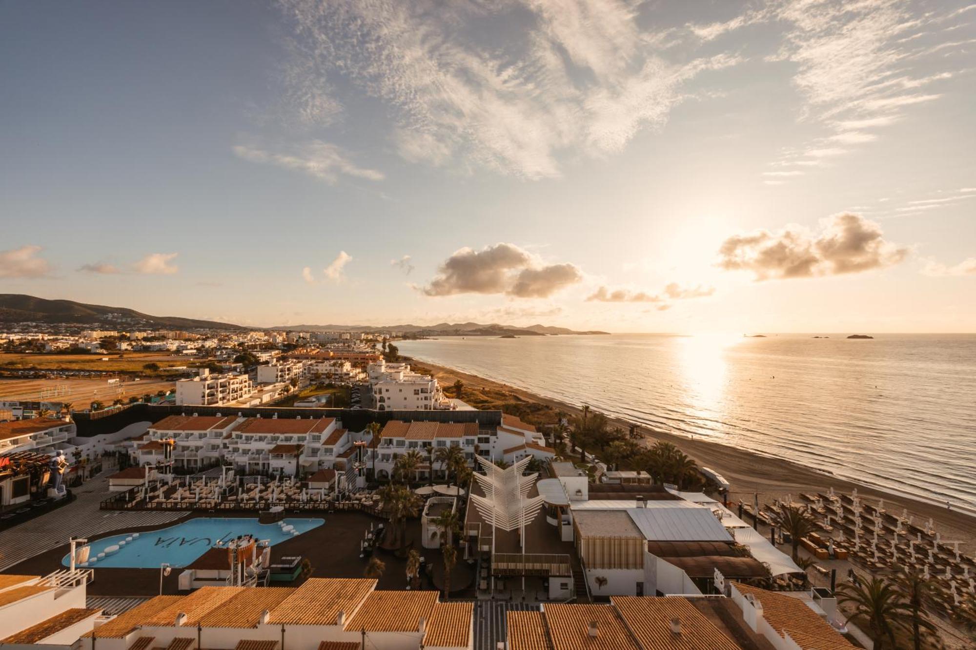 The Unexpected Ibiza Hotel - Ushuaia Club Entrance Included (Adults Only) Playa d'en Bossa Esterno foto